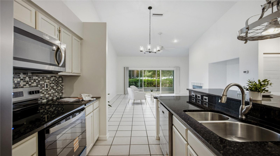 Newberry, Florida 32669, 3 Bedroom Bedrooms, ,2 Bathroombathrooms,Residential,For Sale,124Th,0,Mfrgc542260