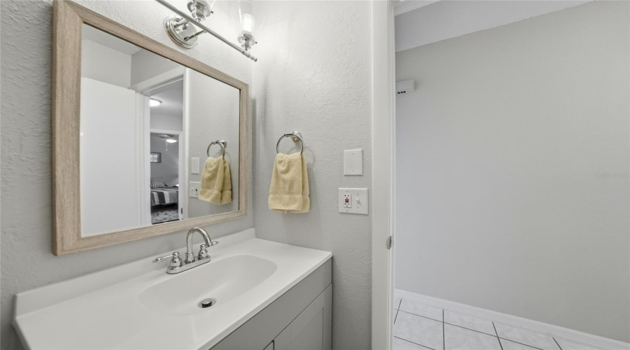 Port Charlotte, Florida 33948, 3 Bedroom Bedrooms, ,2 Bathroombathrooms,Residential,For Sale,Mcgrath,0,Mfrc7520498