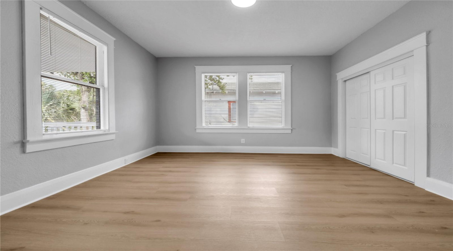 Tampa, Florida 33605, 2 Bedroom Bedrooms, ,2 Bathroombathrooms,Residential,For Sale,26Th,0,Mfrtb8538012