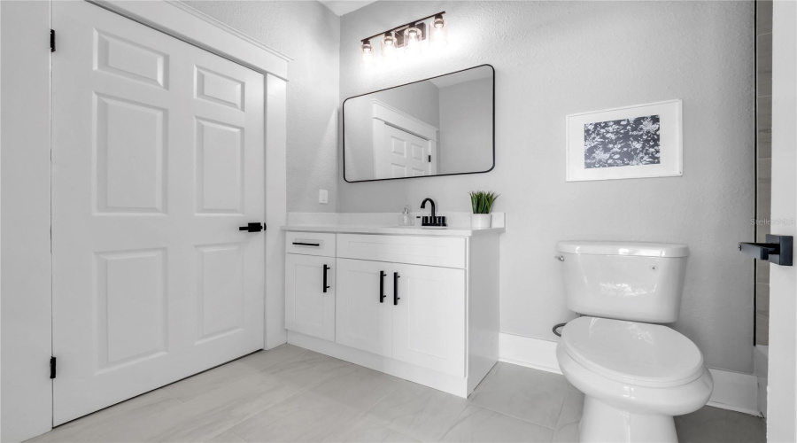 Tampa, Florida 33605, 2 Bedroom Bedrooms, ,2 Bathroombathrooms,Residential,For Sale,26Th,0,Mfrtb8538012
