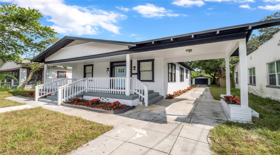 Tampa, Florida 33605, 2 Bedroom Bedrooms, ,2 Bathroombathrooms,Residential,For Sale,26Th,0,Mfrtb8538012