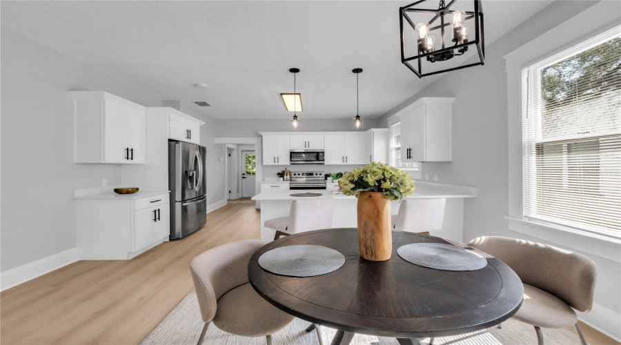 Tampa, Florida 33605, 2 Bedroom Bedrooms, ,2 Bathroombathrooms,Residential,For Sale,26Th,0,Mfrtb8538012