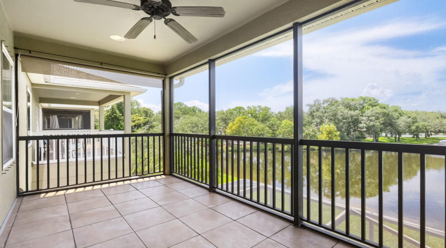 Tampa, Florida 33626, 3 Bedroom Bedrooms, ,2 Bathroombathrooms,Residential,For Sale,Casa Lago,0,Mfrtb8529732