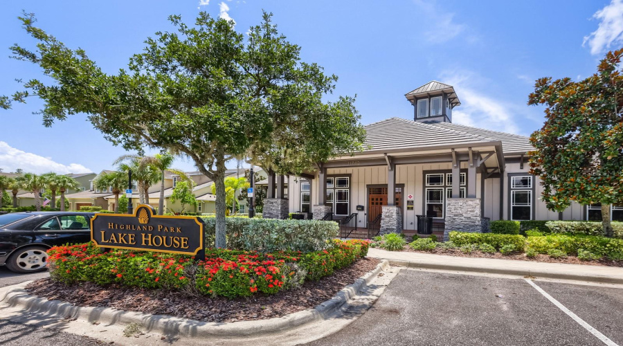 Tampa, Florida 33626, 3 Bedroom Bedrooms, ,2 Bathroombathrooms,Residential,For Sale,Casa Lago,0,Mfrtb8529732