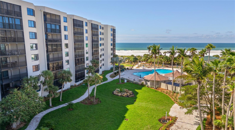 Sarasota, Florida 34242, 2 Bedroom Bedrooms, ,2 Bathroombathrooms,Residential,For Sale,Midnight Pass,0,Mfra4685065