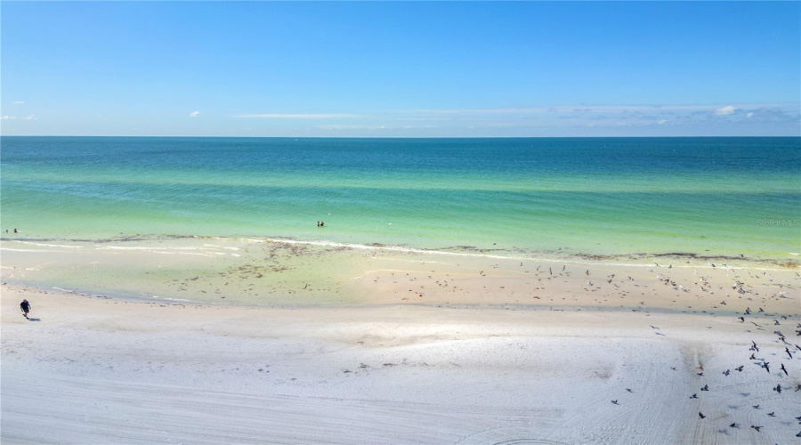Sarasota, Florida 34242, 2 Bedroom Bedrooms, ,2 Bathroombathrooms,Residential,For Sale,Midnight Pass,0,Mfra4685065