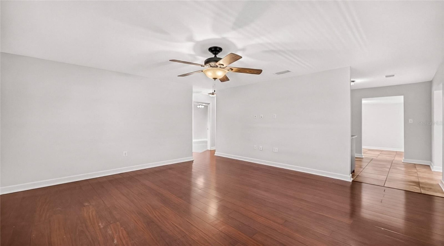 Gulfport, Florida 33707, 3 Bedroom Bedrooms, ,2 Bathroombathrooms,Residential,For Sale,55Th,0,Mfrtb8528314