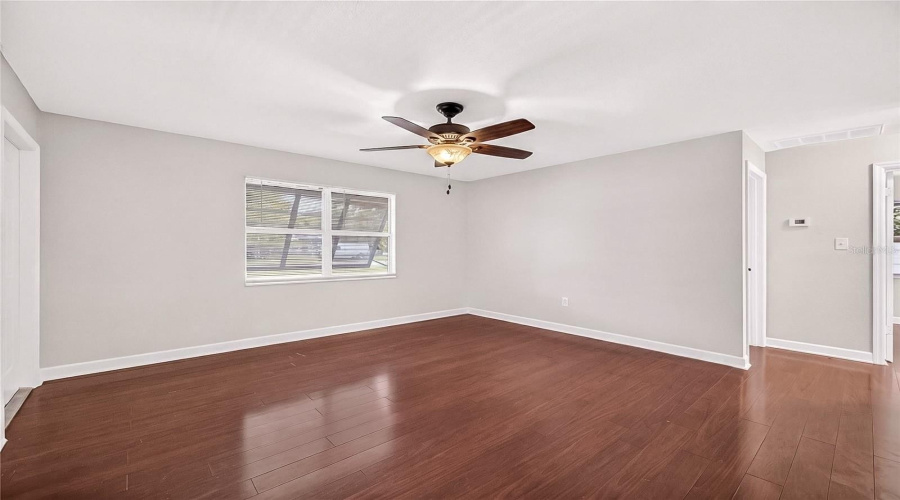 Gulfport, Florida 33707, 3 Bedroom Bedrooms, ,2 Bathroombathrooms,Residential,For Sale,55Th,0,Mfrtb8528314