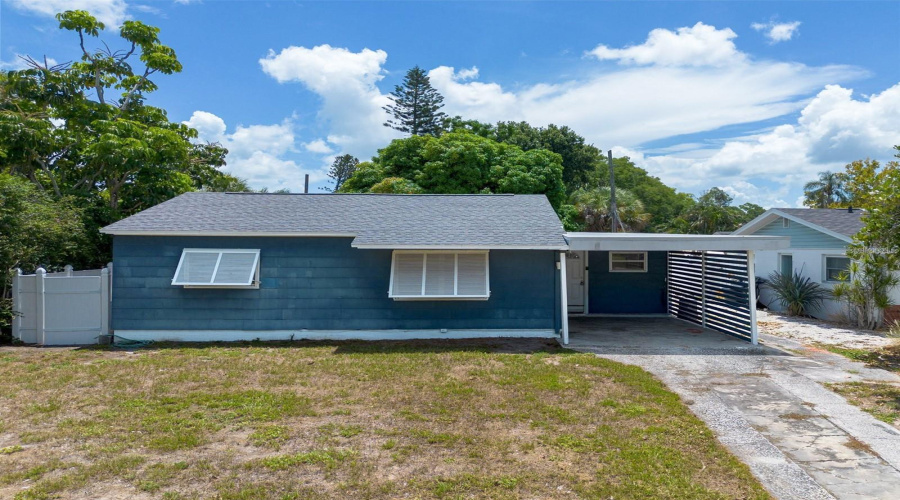 Gulfport, Florida 33707, 3 Bedroom Bedrooms, ,2 Bathroombathrooms,Residential,For Sale,55Th,0,Mfrtb8528314