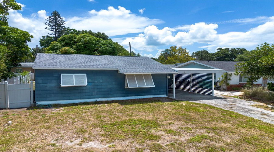 Gulfport, Florida 33707, 3 Bedroom Bedrooms, ,2 Bathroombathrooms,Residential,For Sale,55Th,0,Mfrtb8528314