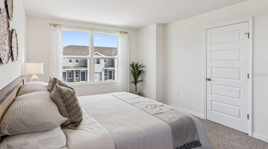 Haines City, Florida 33844, 3 Bedroom Bedrooms, ,2 Bathroombathrooms,Residential,For Sale,Aveeno,0,Mfro6380375