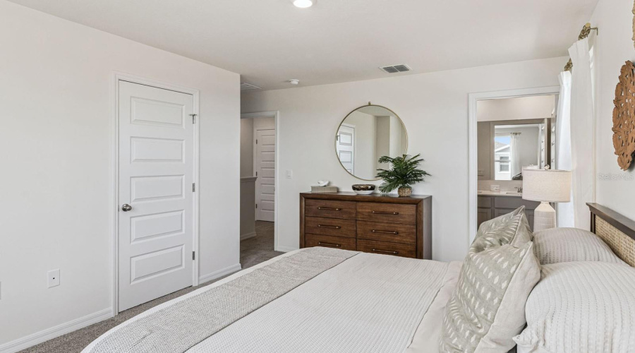 Haines City, Florida 33844, 3 Bedroom Bedrooms, ,2 Bathroombathrooms,Residential,For Sale,Aveeno,0,Mfro6380375