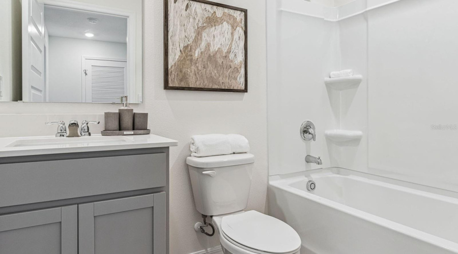 Haines City, Florida 33844, 3 Bedroom Bedrooms, ,2 Bathroombathrooms,Residential,For Sale,Aveeno,0,Mfro6380375