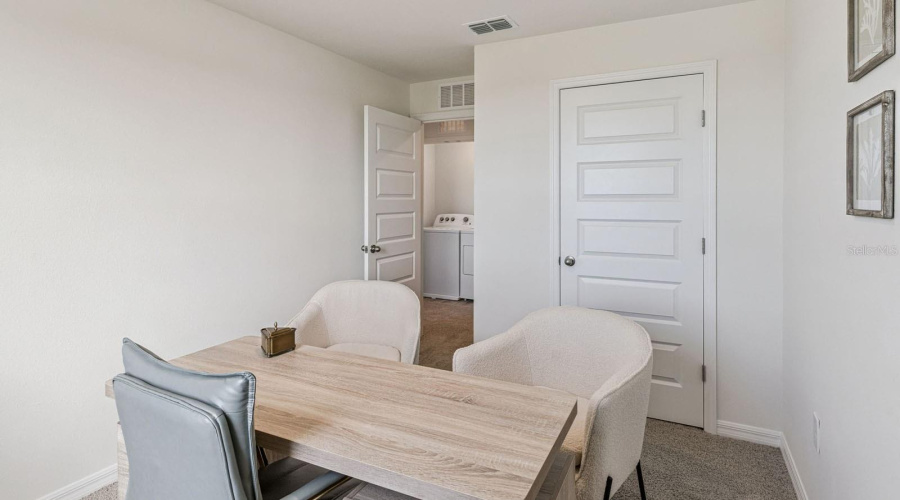 Haines City, Florida 33844, 3 Bedroom Bedrooms, ,2 Bathroombathrooms,Residential,For Sale,Aveeno,0,Mfro6380375
