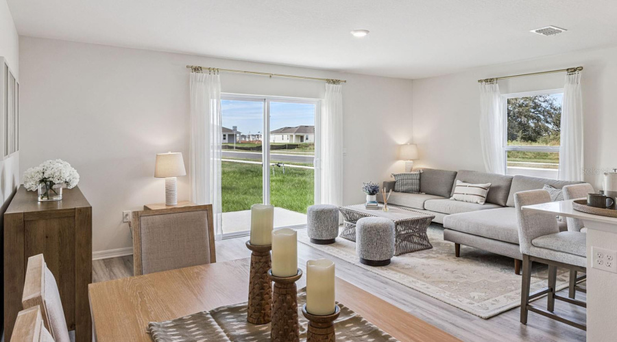 Haines City, Florida 33844, 3 Bedroom Bedrooms, ,2 Bathroombathrooms,Residential,For Sale,Aveeno,0,Mfro6380375