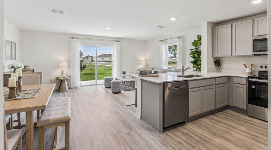 Haines City, Florida 33844, 3 Bedroom Bedrooms, ,2 Bathroombathrooms,Residential,For Sale,Aveeno,0,Mfro6380375