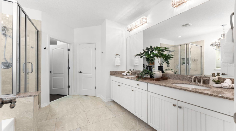 Orlando, Florida 32827, 3 Bedroom Bedrooms, ,2 Bathroombathrooms,Residential,For Sale,Sato,0,Mfro6433187