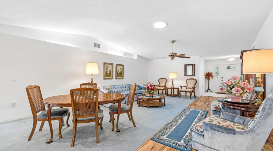 Lakeland, Florida 33810, 3 Bedroom Bedrooms, ,2 Bathroombathrooms,Residential,For Sale,Silver Lakes,0,Mfrtb8521172