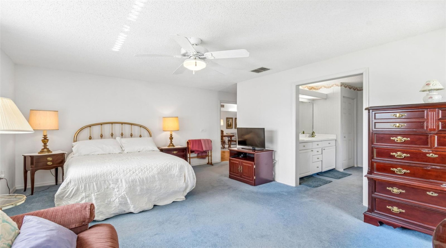 Lakeland, Florida 33810, 3 Bedroom Bedrooms, ,2 Bathroombathrooms,Residential,For Sale,Silver Lakes,0,Mfrtb8521172