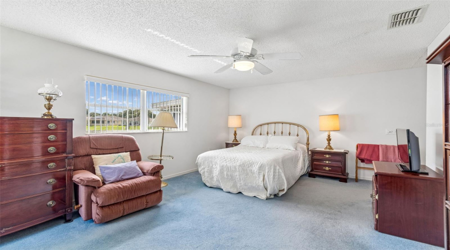 Lakeland, Florida 33810, 3 Bedroom Bedrooms, ,2 Bathroombathrooms,Residential,For Sale,Silver Lakes,0,Mfrtb8521172