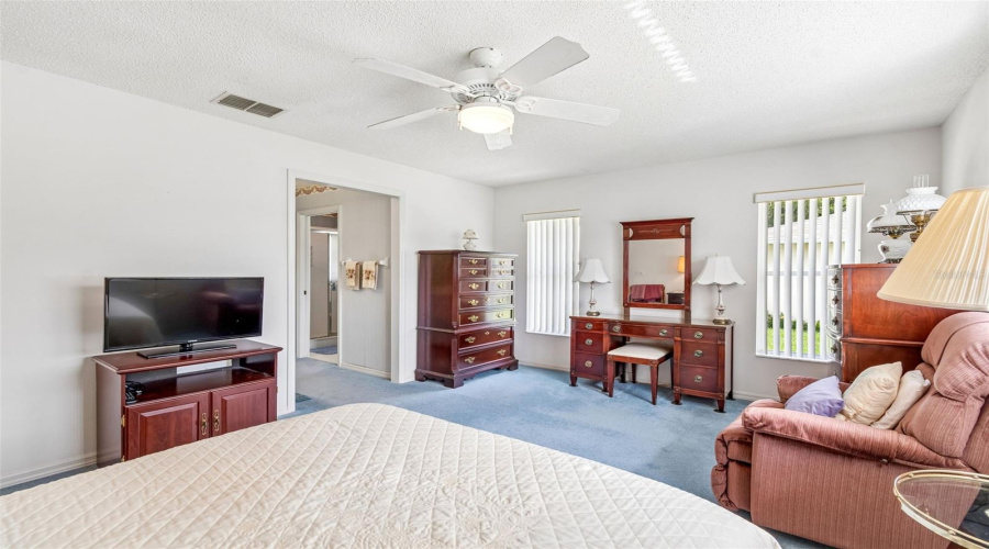 Lakeland, Florida 33810, 3 Bedroom Bedrooms, ,2 Bathroombathrooms,Residential,For Sale,Silver Lakes,0,Mfrtb8521172