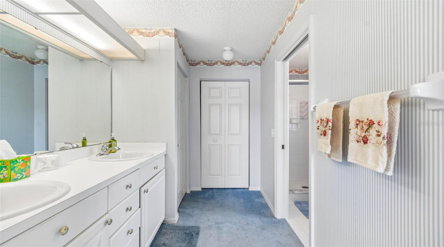 Lakeland, Florida 33810, 3 Bedroom Bedrooms, ,2 Bathroombathrooms,Residential,For Sale,Silver Lakes,0,Mfrtb8521172