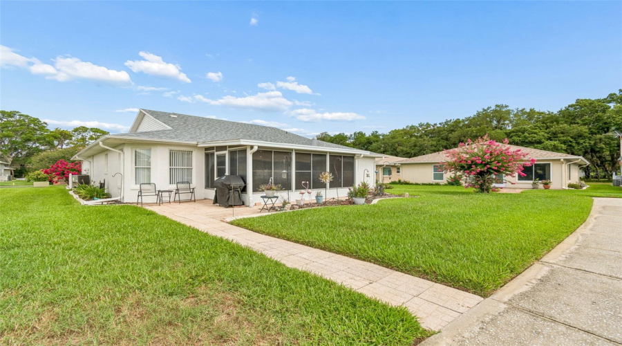 Lakeland, Florida 33810, 3 Bedroom Bedrooms, ,2 Bathroombathrooms,Residential,For Sale,Silver Lakes,0,Mfrtb8521172