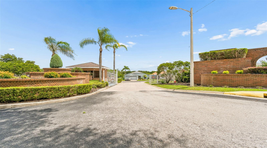 Front Entrance - Silver Lakes
