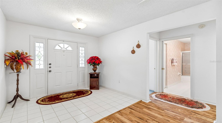 Lakeland, Florida 33810, 3 Bedroom Bedrooms, ,2 Bathroombathrooms,Residential,For Sale,Silver Lakes,0,Mfrtb8521172