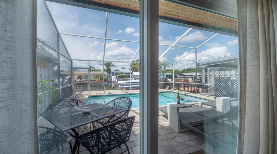 Tampa, Florida 33615, 3 Bedroom Bedrooms, ,3 Bathroombathrooms,Residential,For Sale,Bay Pointe,0,Mfrtb8512133