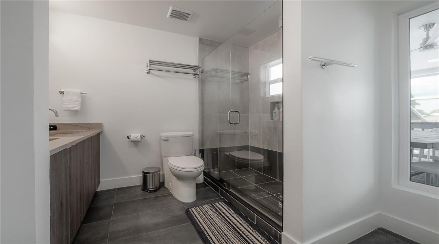 Tampa, Florida 33615, 3 Bedroom Bedrooms, ,3 Bathroombathrooms,Residential,For Sale,Bay Pointe,0,Mfrtb8512133