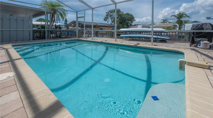 Tampa, Florida 33615, 3 Bedroom Bedrooms, ,3 Bathroombathrooms,Residential,For Sale,Bay Pointe,0,Mfrtb8512133