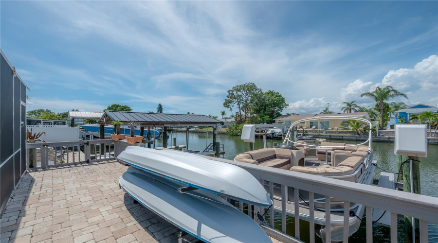 Tampa, Florida 33615, 3 Bedroom Bedrooms, ,3 Bathroombathrooms,Residential,For Sale,Bay Pointe,0,Mfrtb8512133