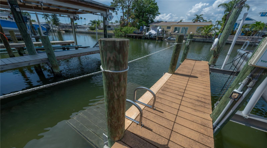 Tampa, Florida 33615, 3 Bedroom Bedrooms, ,3 Bathroombathrooms,Residential,For Sale,Bay Pointe,0,Mfrtb8512133