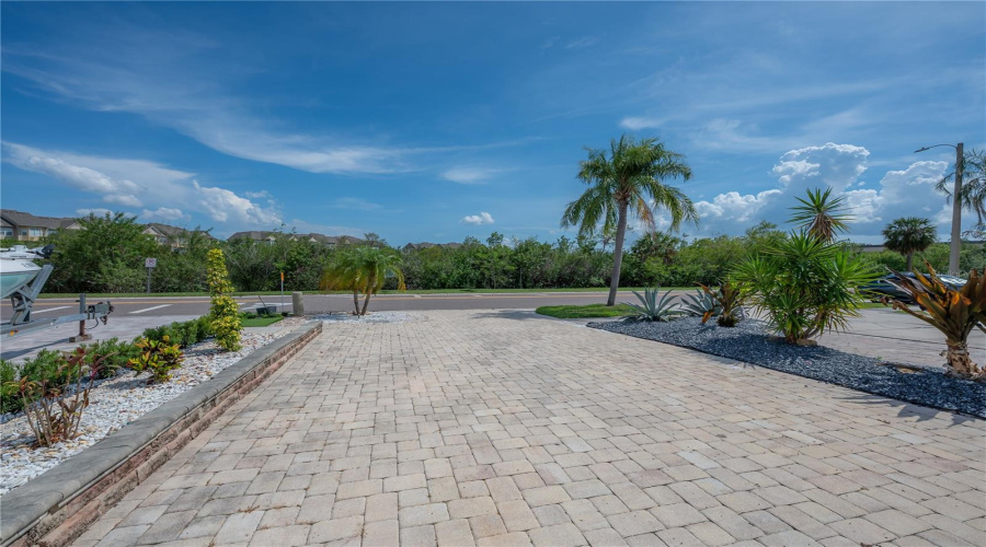 Tampa, Florida 33615, 3 Bedroom Bedrooms, ,3 Bathroombathrooms,Residential,For Sale,Bay Pointe,0,Mfrtb8512133