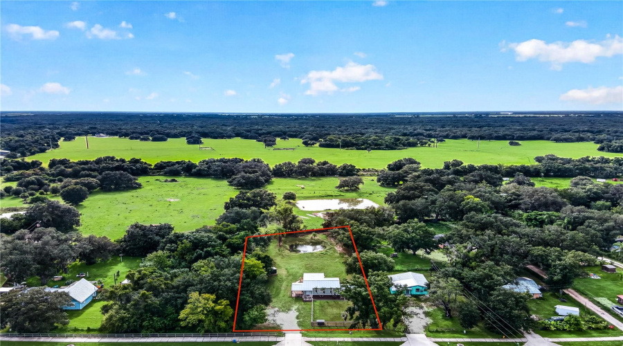 Arcadia, Florida 34266, 3 Bedroom Bedrooms, ,1 Bathroombathrooms,Residential,For Sale,Highway 17,0,Mfro6431048