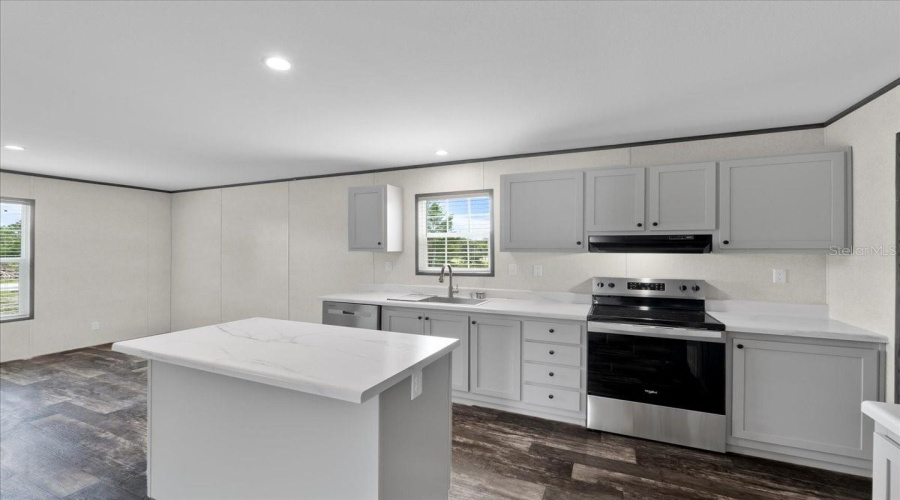 Hernando, Florida 34442, 3 Bedroom Bedrooms, ,2 Bathroombathrooms,Residential,For Sale,Vasser,0,Mfrp4936467