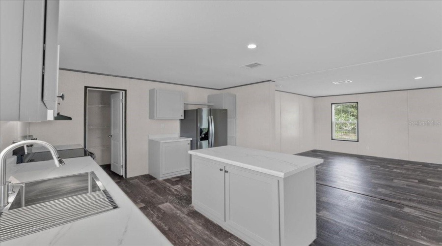 Hernando, Florida 34442, 3 Bedroom Bedrooms, ,2 Bathroombathrooms,Residential,For Sale,Vasser,0,Mfrp4936467