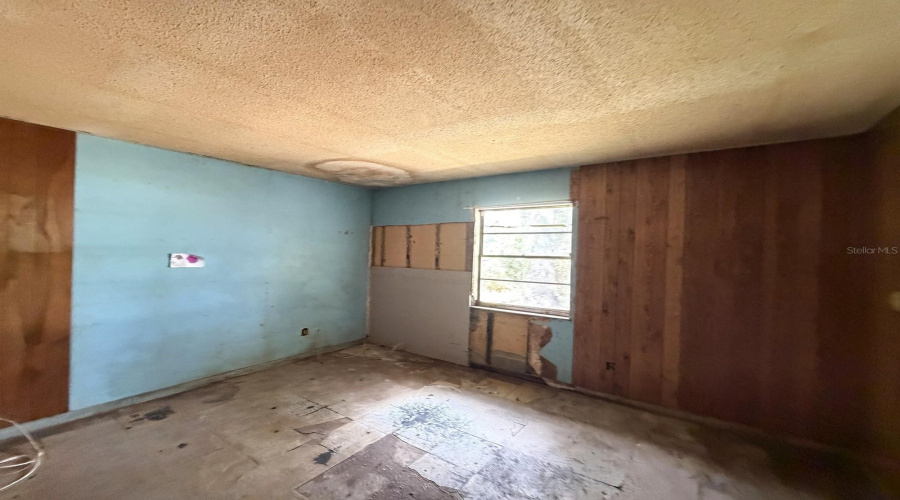 Dade City, Florida 33523, 3 Bedroom Bedrooms, ,1 Bathroombathrooms,Residential,For Sale,12Th,0,Mfrw7886360