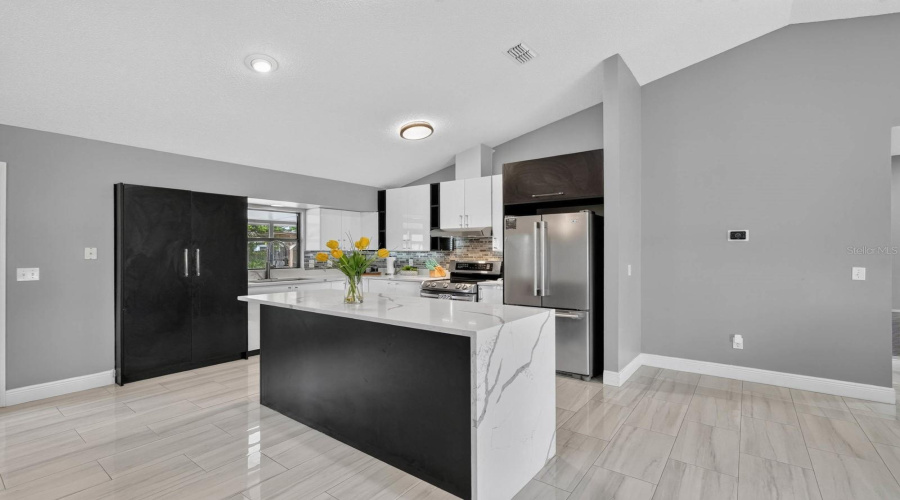 Edgewater, Florida 32141, 3 Bedroom Bedrooms, ,2 Bathroombathrooms,Residential,For Sale,Willow Oak,0,Mfrv4950635