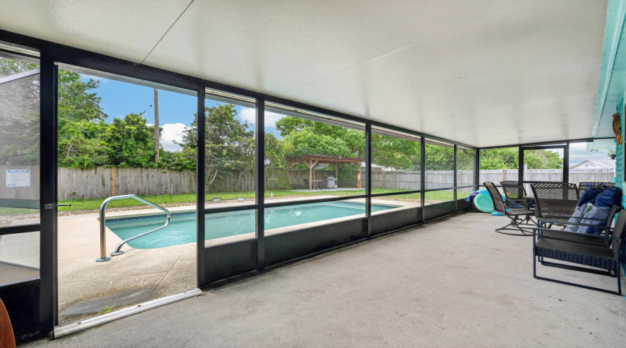 Edgewater, Florida 32141, 3 Bedroom Bedrooms, ,2 Bathroombathrooms,Residential,For Sale,Willow Oak,0,Mfrv4950635