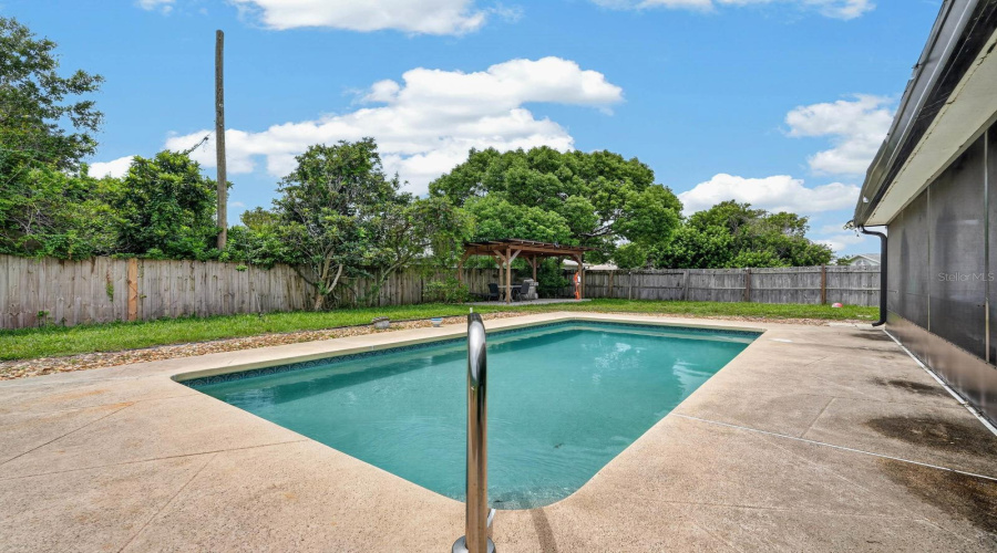 Edgewater, Florida 32141, 3 Bedroom Bedrooms, ,2 Bathroombathrooms,Residential,For Sale,Willow Oak,0,Mfrv4950635