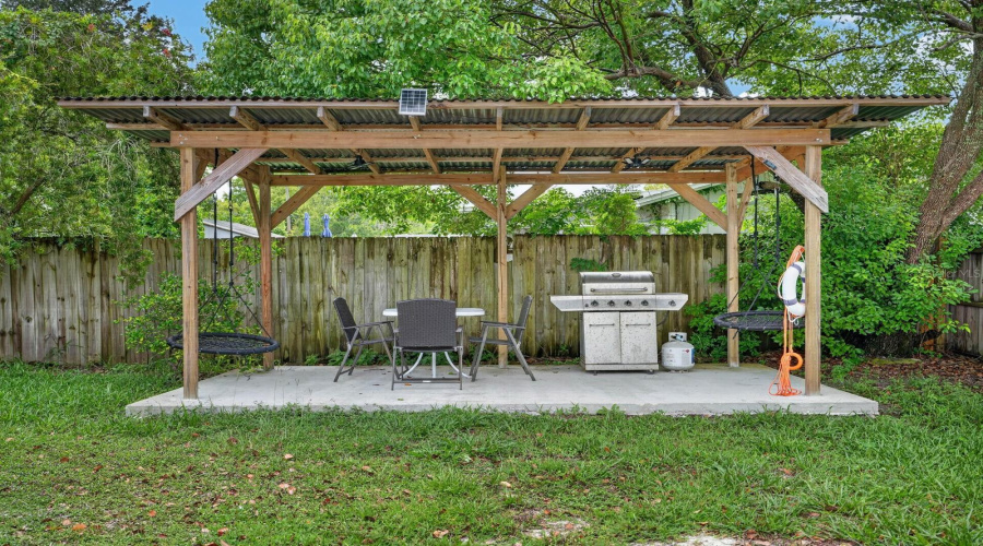 Edgewater, Florida 32141, 3 Bedroom Bedrooms, ,2 Bathroombathrooms,Residential,For Sale,Willow Oak,0,Mfrv4950635