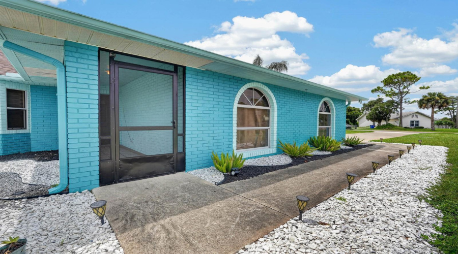 Edgewater, Florida 32141, 3 Bedroom Bedrooms, ,2 Bathroombathrooms,Residential,For Sale,Willow Oak,0,Mfrv4950635