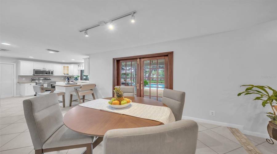 Plantation, Florida 33324, 4 Bedroom Bedrooms, ,3 Bathroombathrooms,Residential,For Sale,Conch Shell,0,Mfro6431589