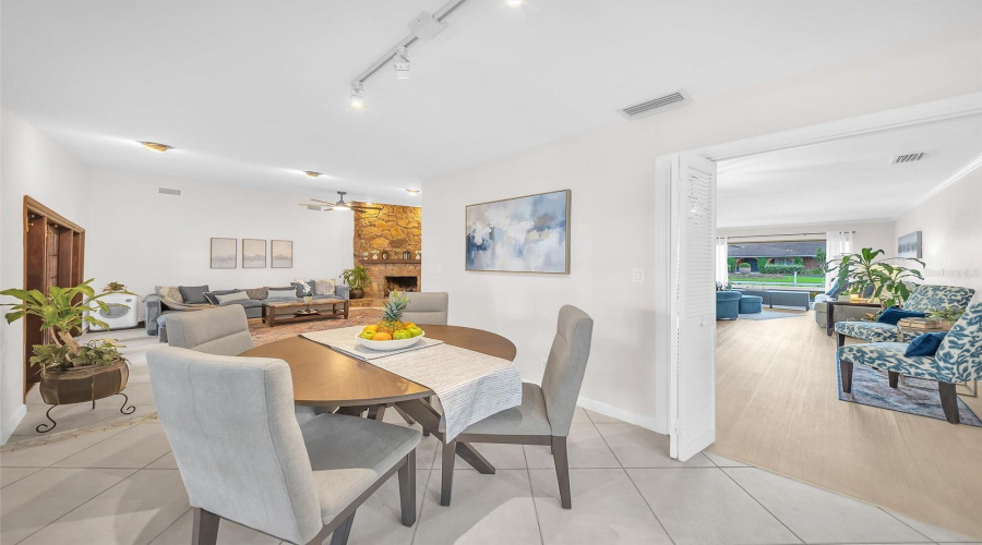 Plantation, Florida 33324, 4 Bedroom Bedrooms, ,3 Bathroombathrooms,Residential,For Sale,Conch Shell,0,Mfro6431589