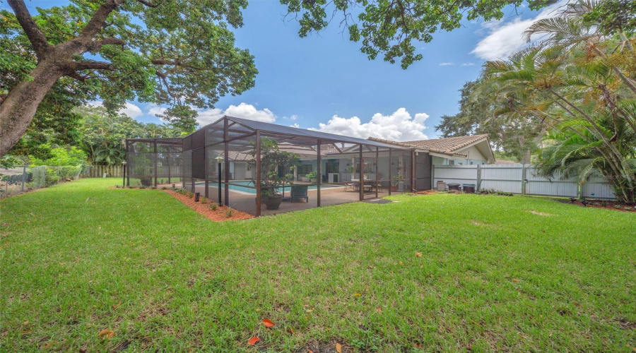 Plantation, Florida 33324, 4 Bedroom Bedrooms, ,3 Bathroombathrooms,Residential,For Sale,Conch Shell,0,Mfro6431589