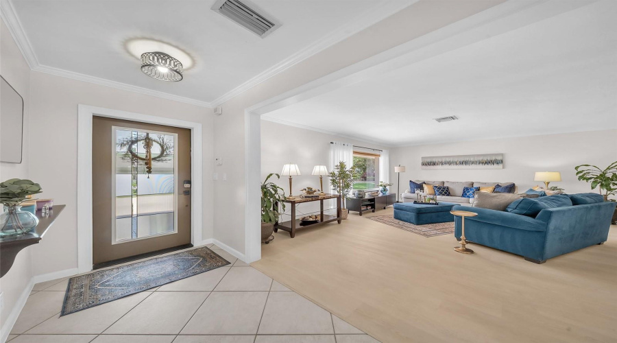Plantation, Florida 33324, 4 Bedroom Bedrooms, ,3 Bathroombathrooms,Residential,For Sale,Conch Shell,0,Mfro6431589