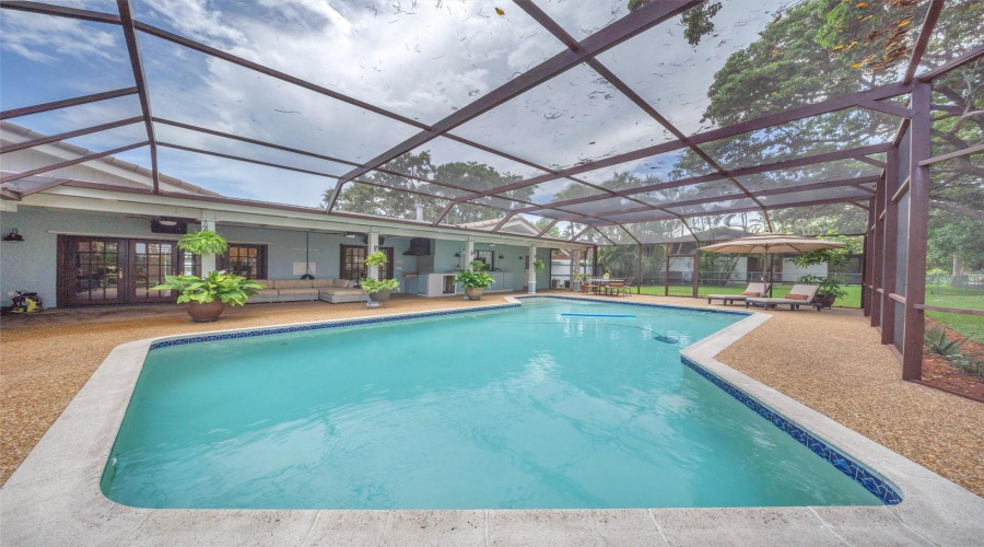 Plantation, Florida 33324, 4 Bedroom Bedrooms, ,3 Bathroombathrooms,Residential,For Sale,Conch Shell,0,Mfro6431589