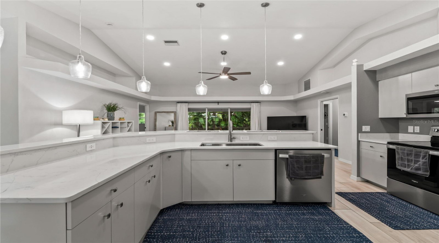 Rotonda West, Florida 33947, 3 Bedroom Bedrooms, ,2 Bathroombathrooms,Residential,For Sale,Crevalle,0,Mfrc7527305